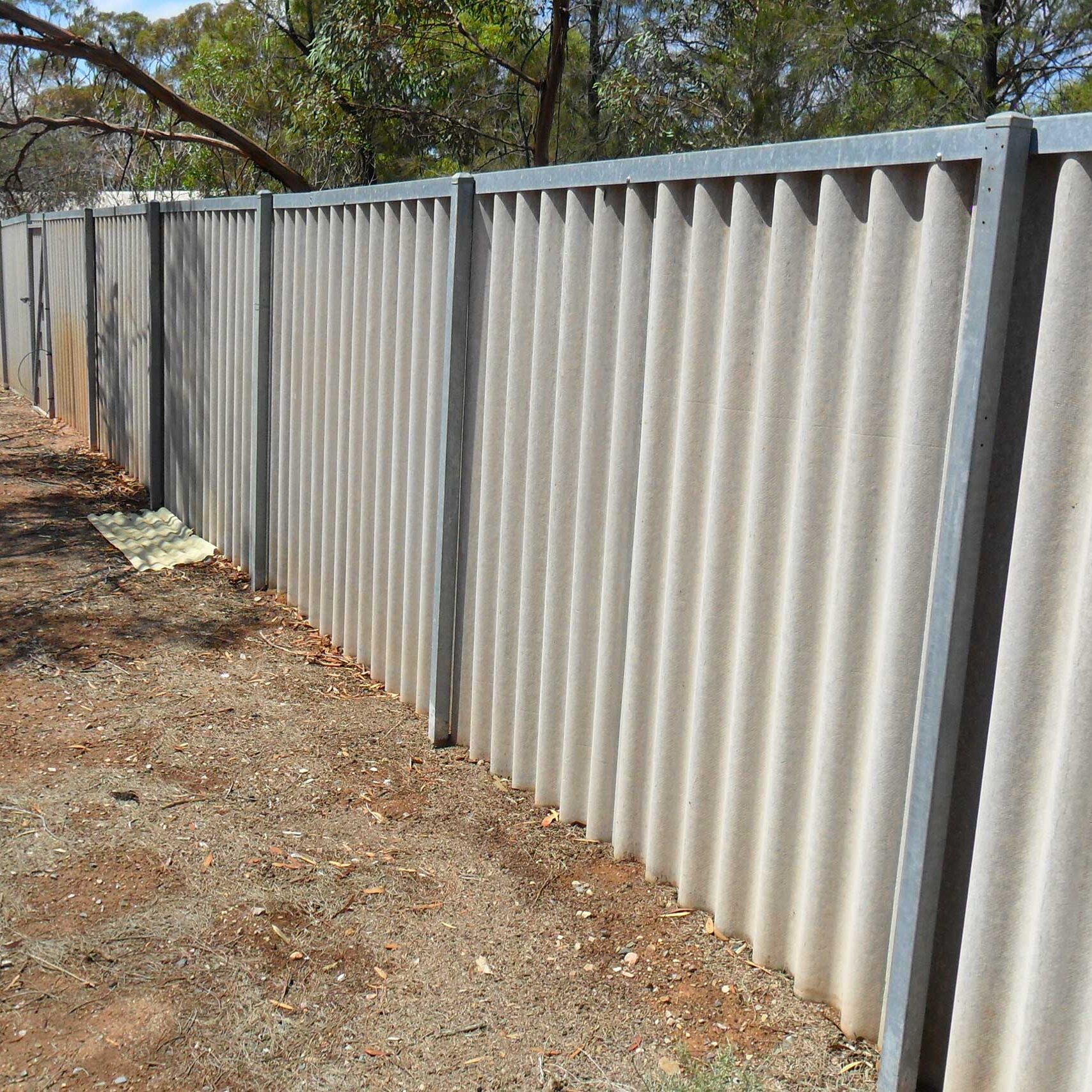 Asbestos fencing in South Australia