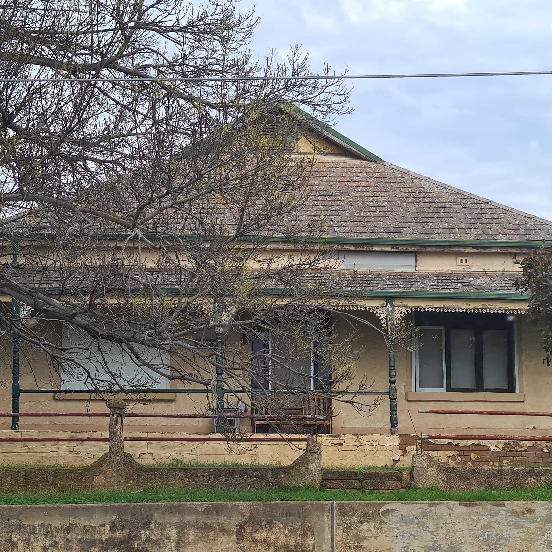 Example of an asbestos shingle roof